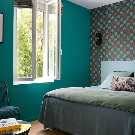 Hotel Un En La Rochelle (Charente-Maritime)