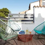 Hotel Un En La Rochelle (Charente-Maritime)