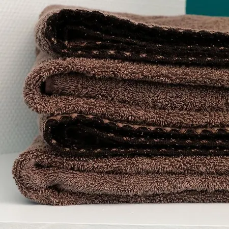 فندق أون إن فيل لا روشيل