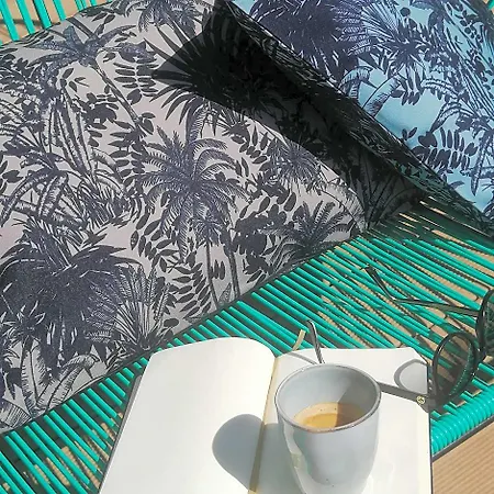 Un En 2* La Rochelle (Charente-Maritime)