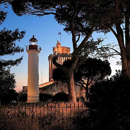 Un En La Rochelle (Charente-Maritime)
