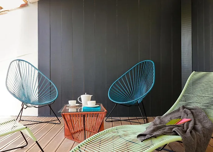 Hotel Un En La Rochelle (Charente-Maritime)