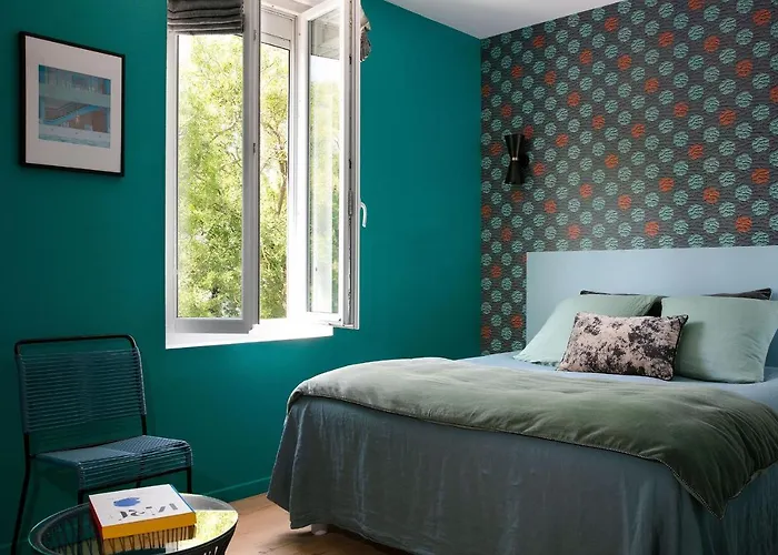 Hotel Un En La Rochelle (Charente-Maritime)