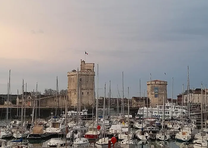 Un En Hotel La Rochelle (Charente-Maritime)